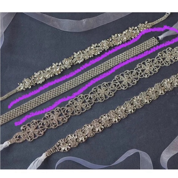 Borrowed & Blue by Southern Living Rectangle Row Of Flowers Crystal Belt - Picture 1 of 6